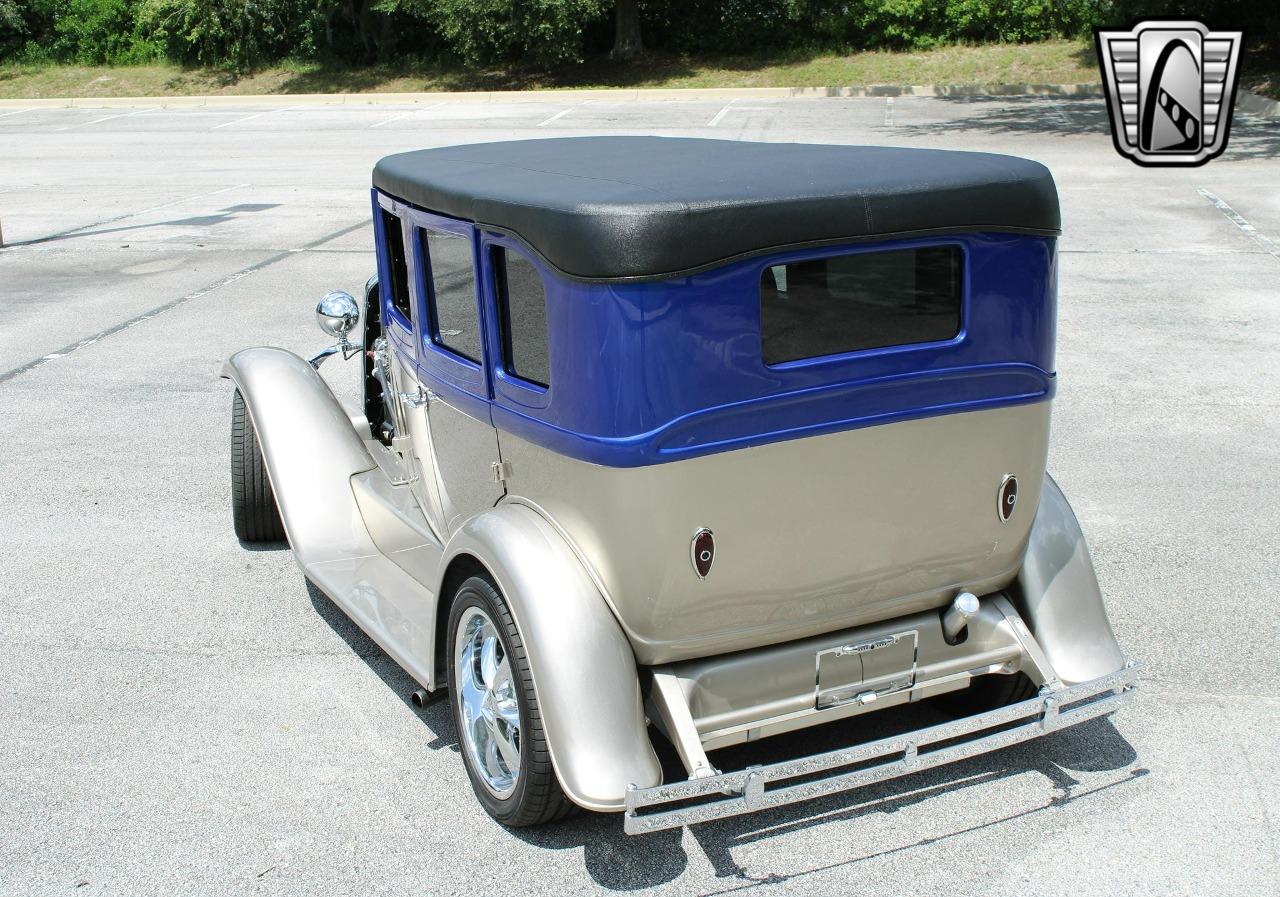 1929 Willys Knight