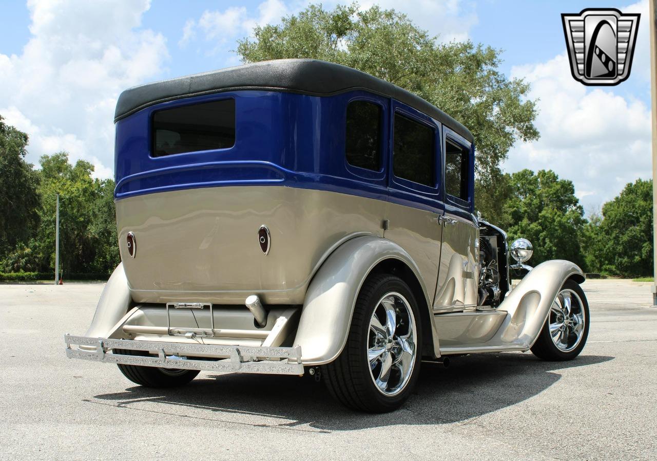 1929 Willys Knight