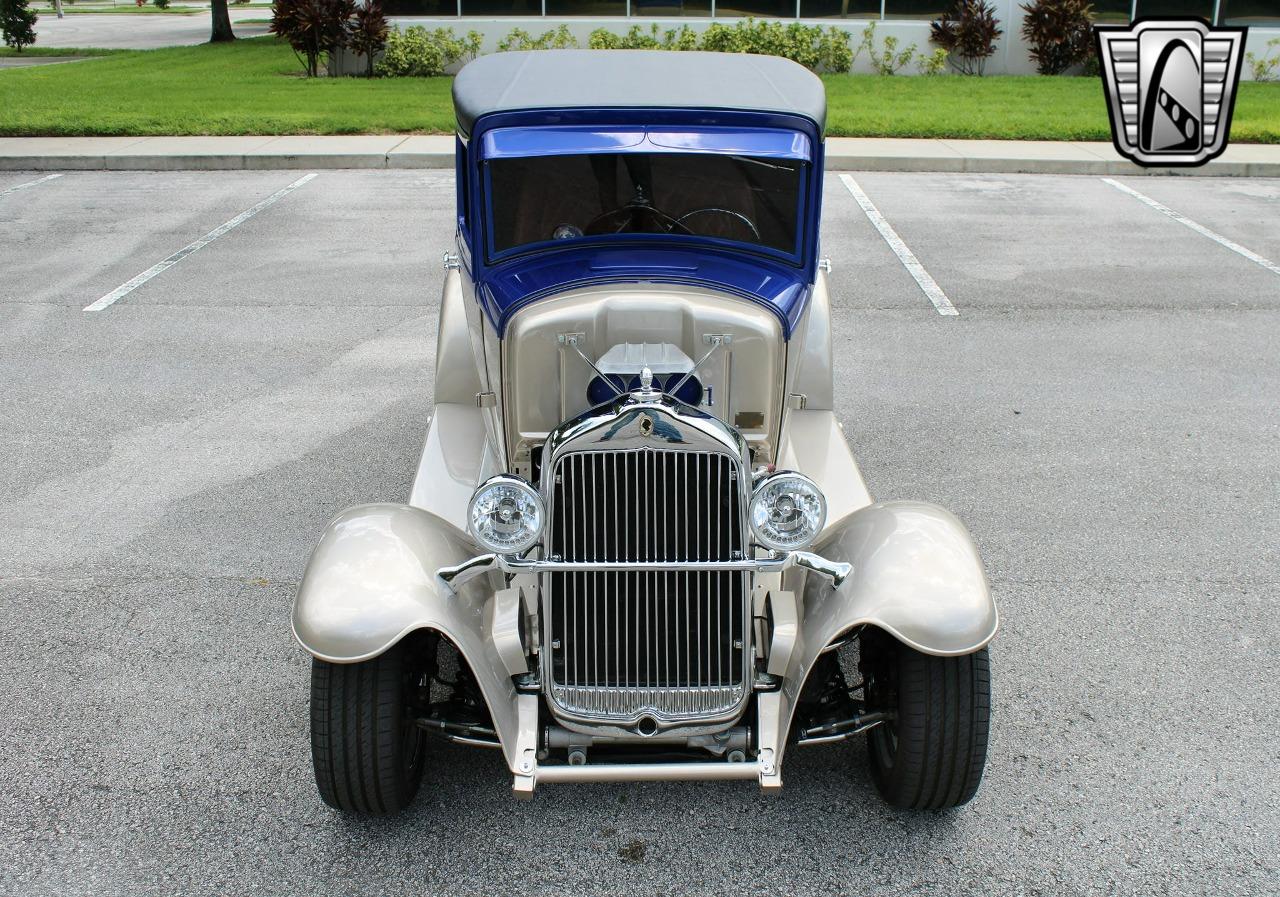 1929 Willys Knight