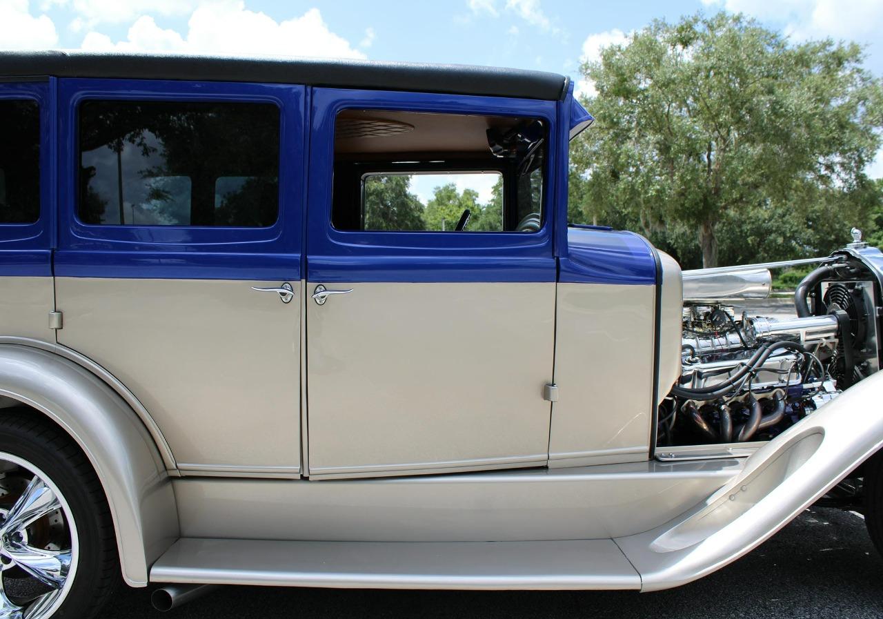 1929 Willys Knight