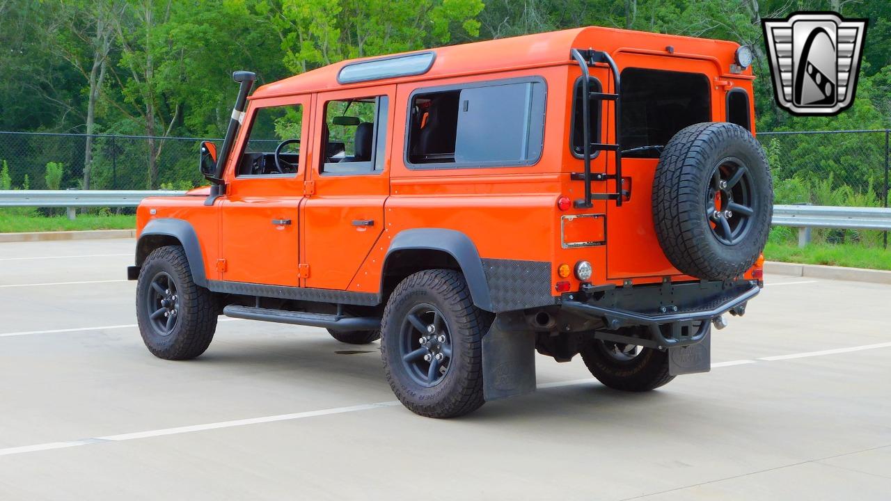 1986 Land Rover Defender