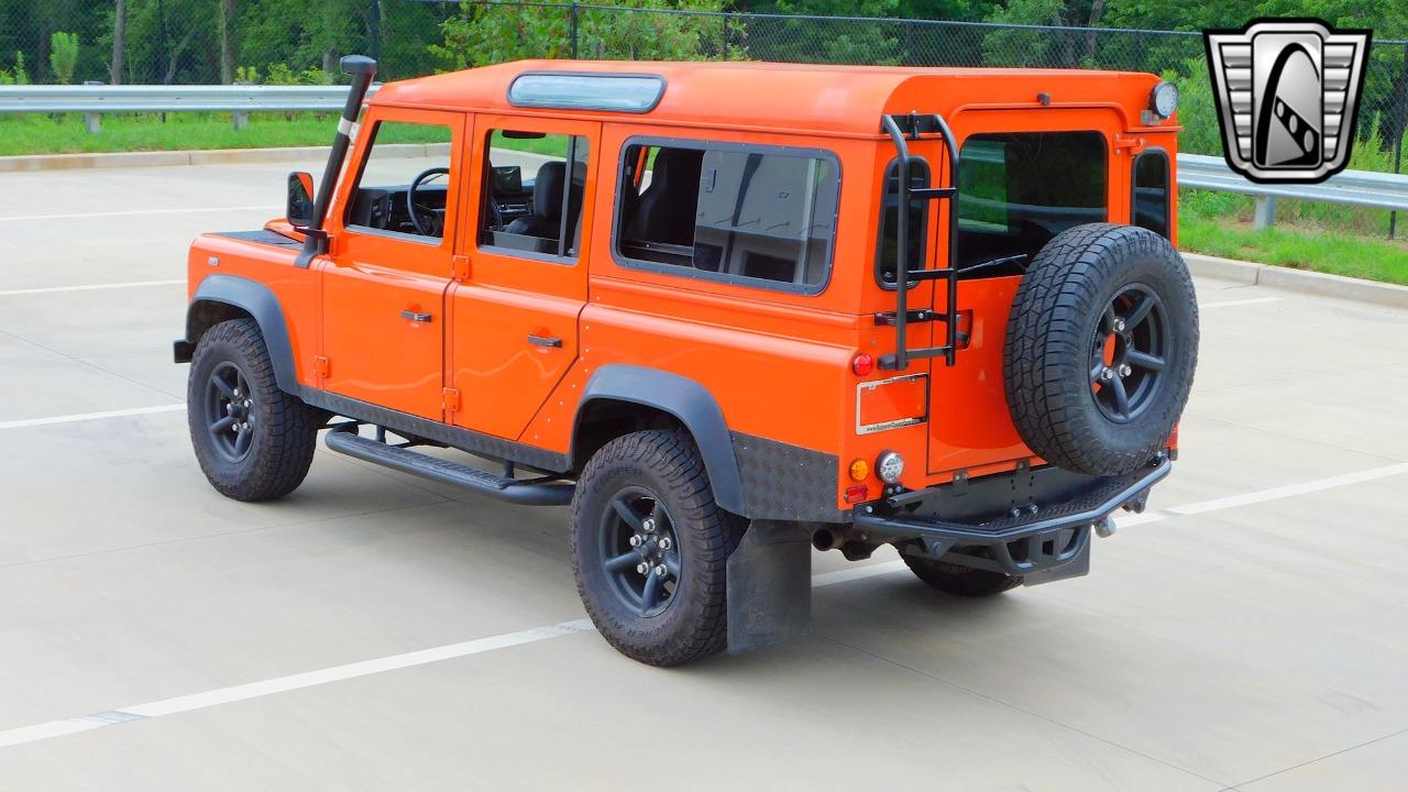 1986 Land Rover Defender