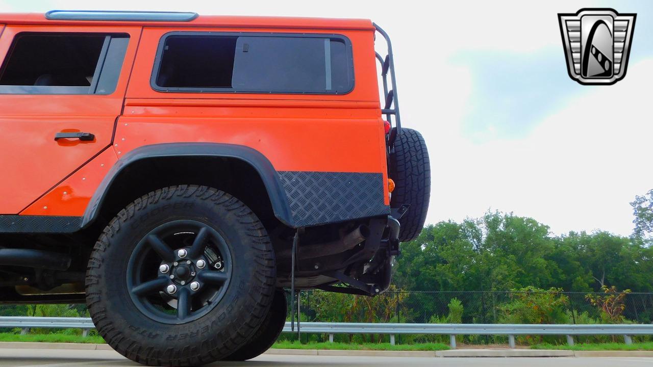 1986 Land Rover Defender