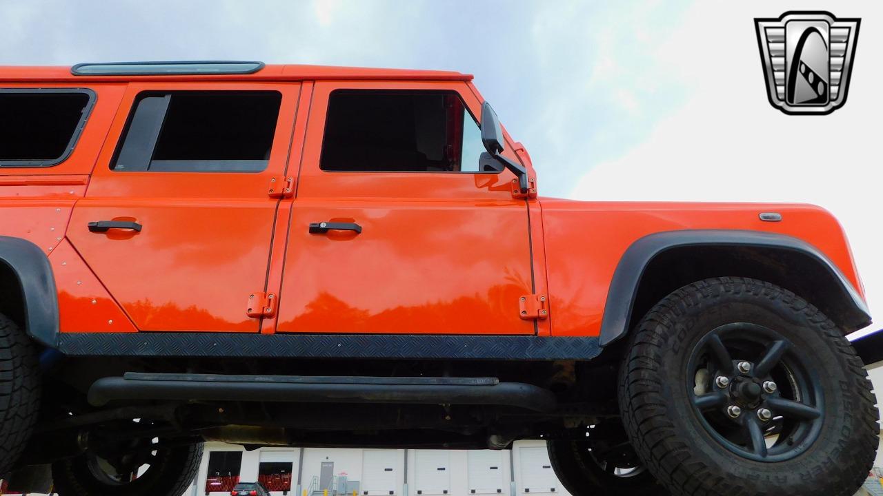 1986 Land Rover Defender