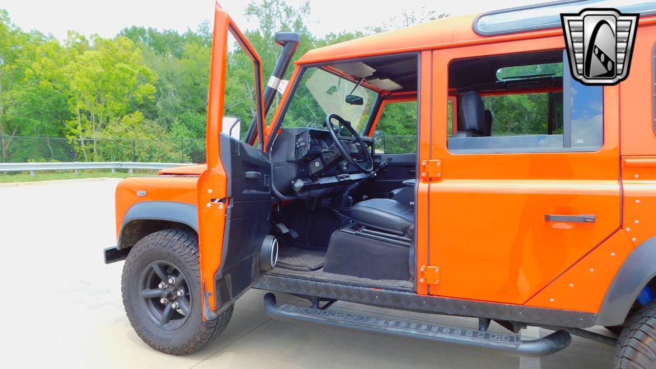 1986 Land Rover Defender