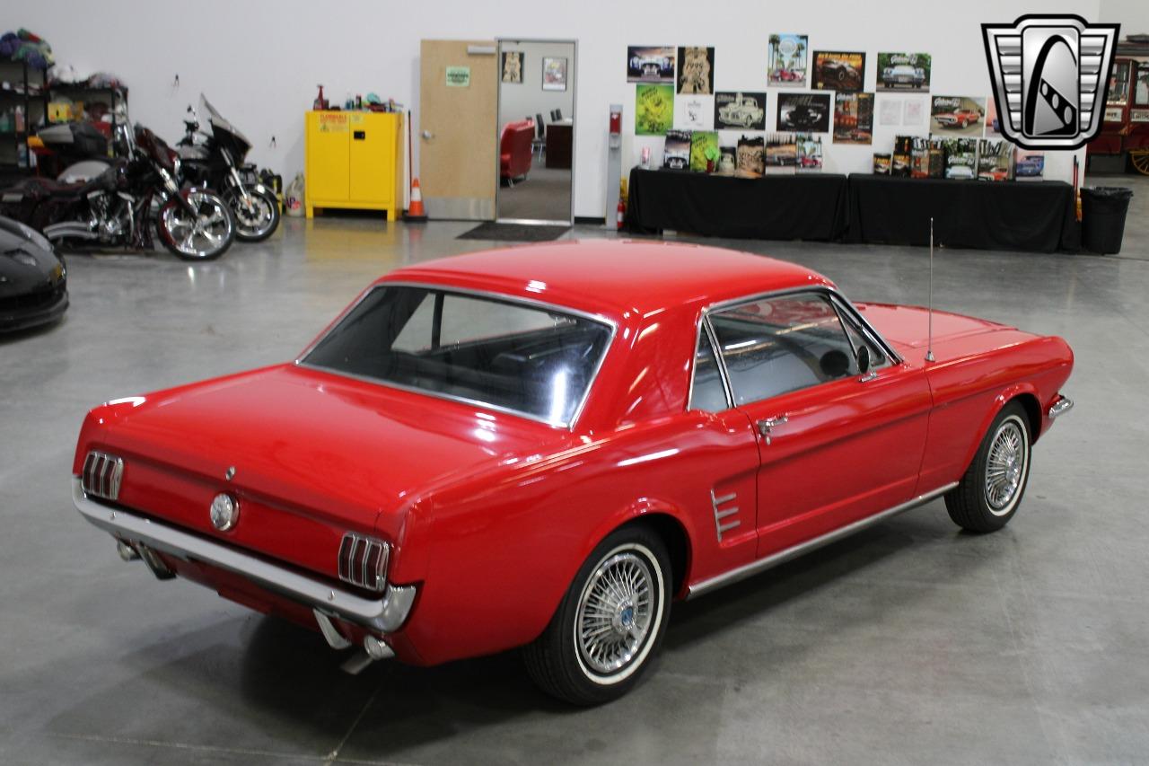 1966 Ford Mustang