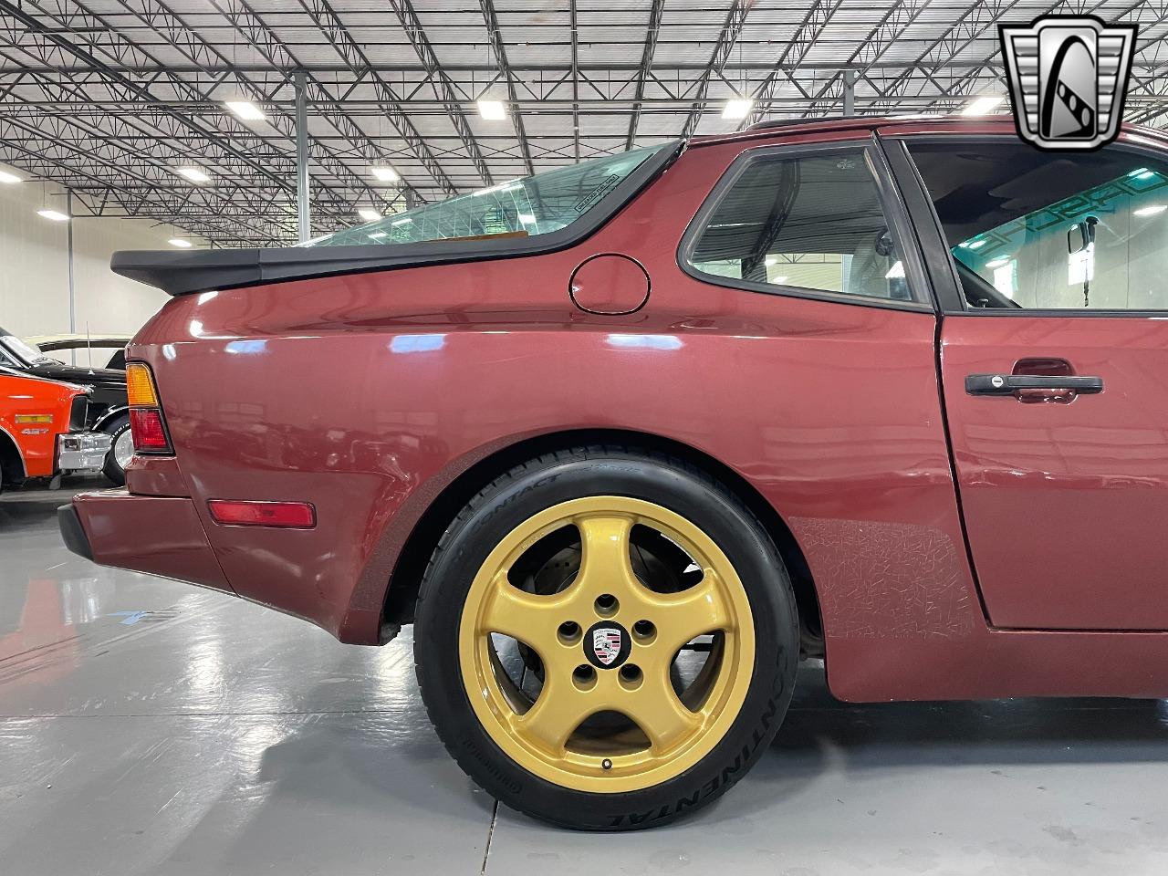 1985 Porsche 944