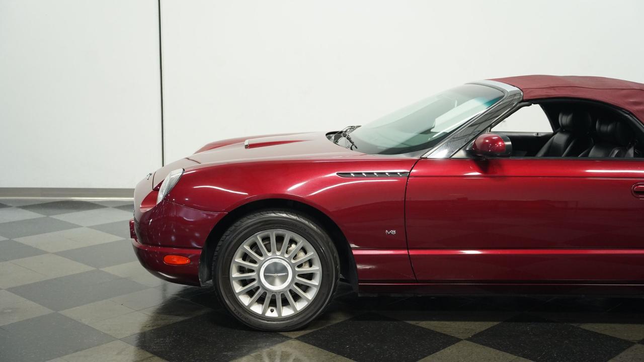 2004 Ford Thunderbird