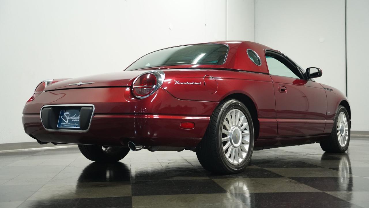 2004 Ford Thunderbird