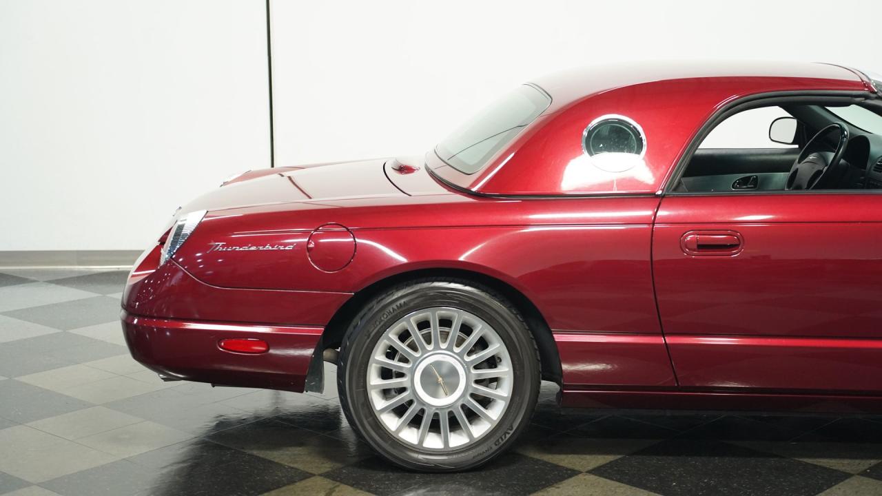 2004 Ford Thunderbird