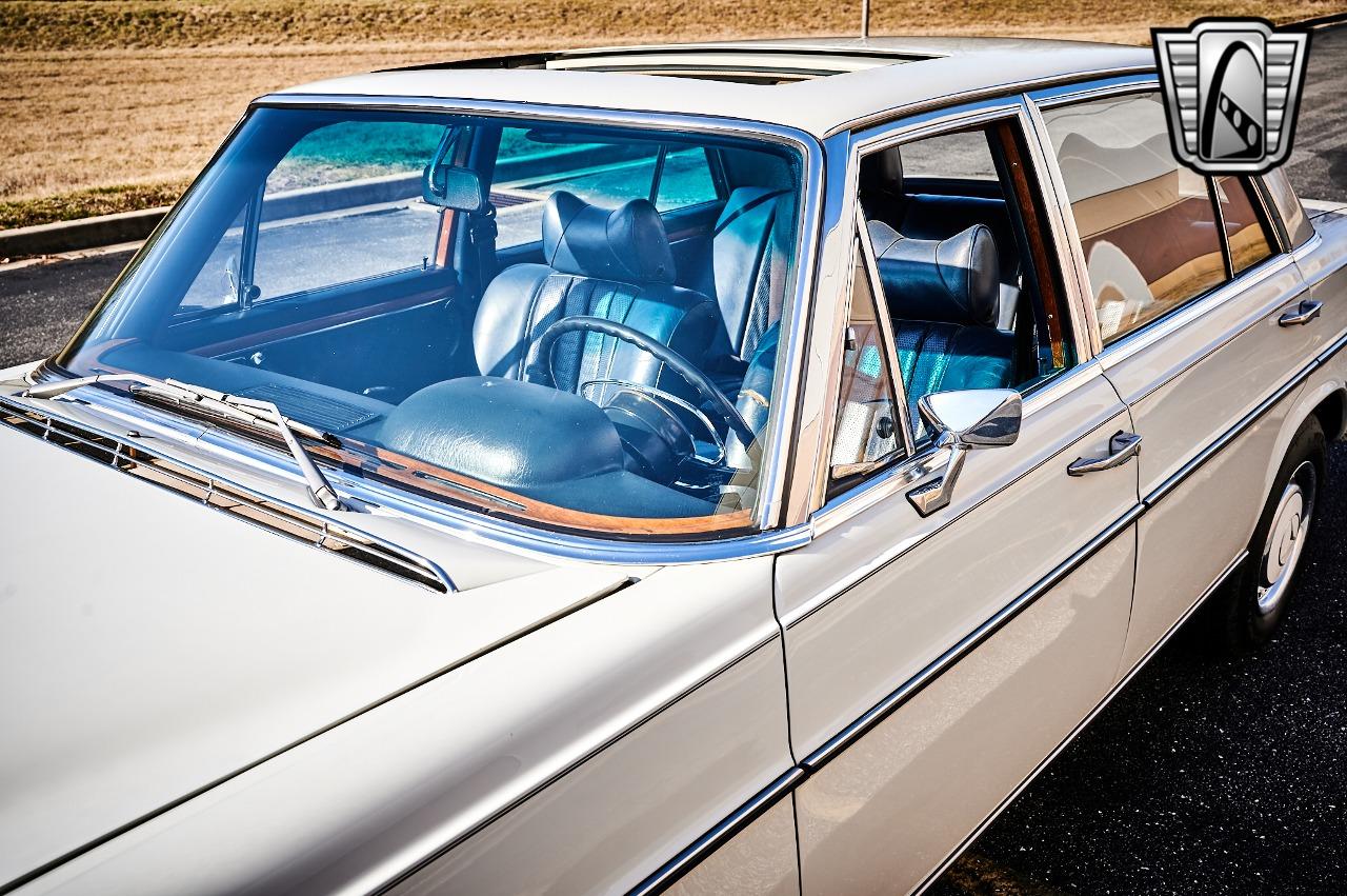 1968 Mercedes - Benz 300SEL