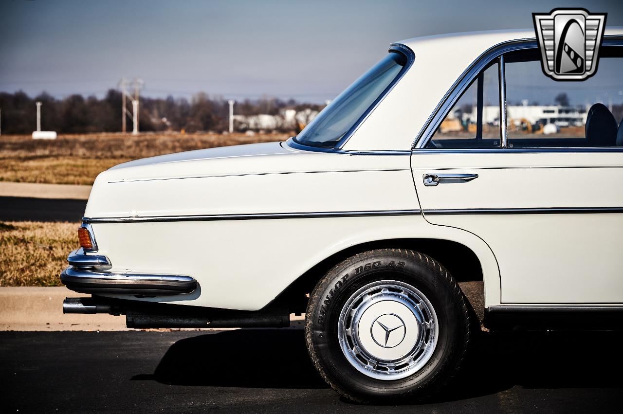 1968 Mercedes - Benz 300SEL