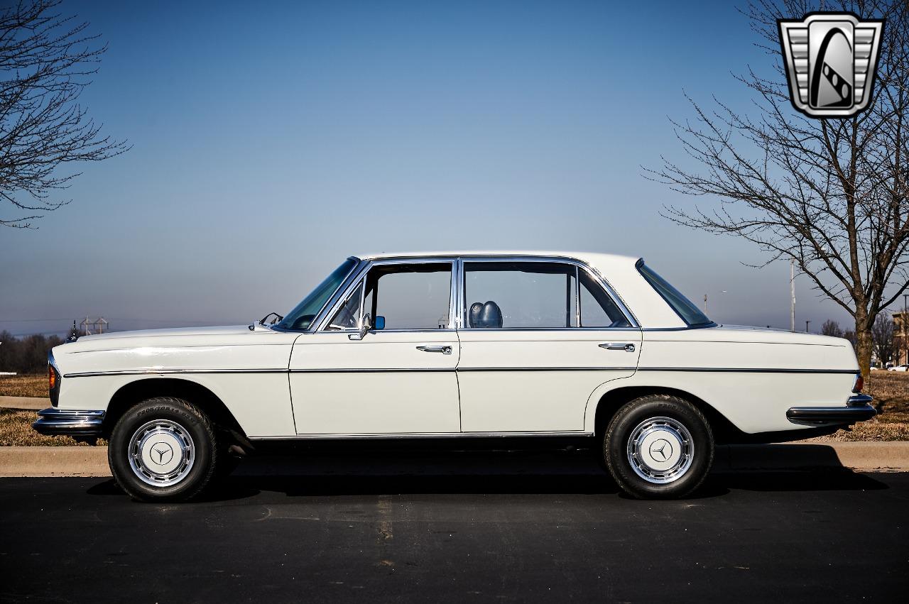 1968 Mercedes - Benz 300SEL