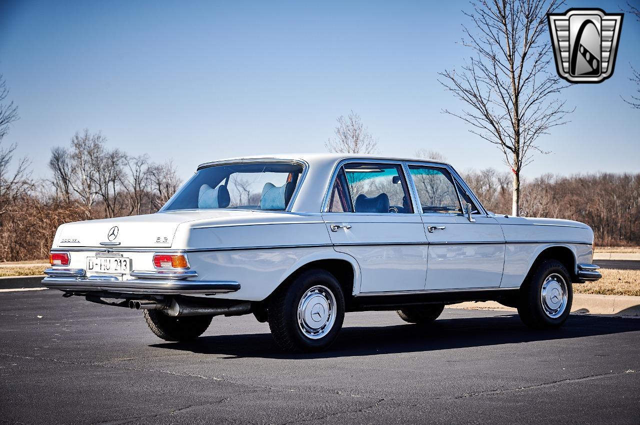 1968 Mercedes - Benz 300SEL