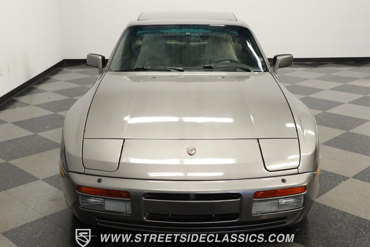 1986 Porsche 944 Turbo