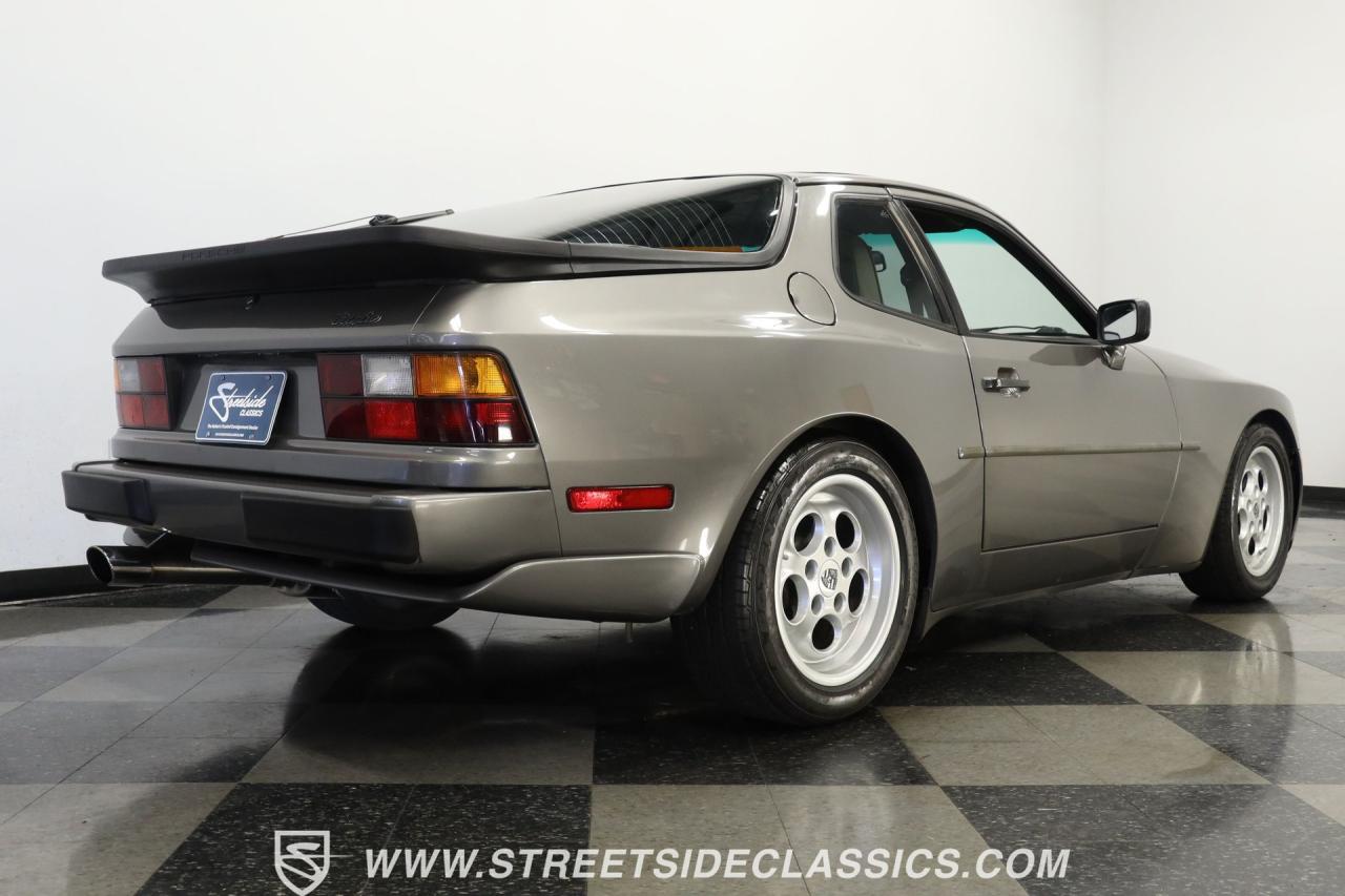 1986 Porsche 944 Turbo