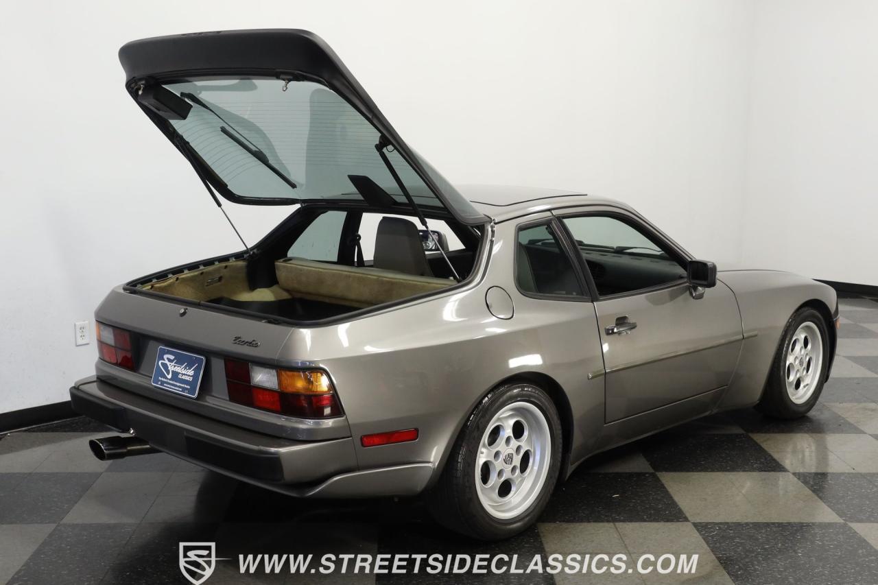 1986 Porsche 944 Turbo