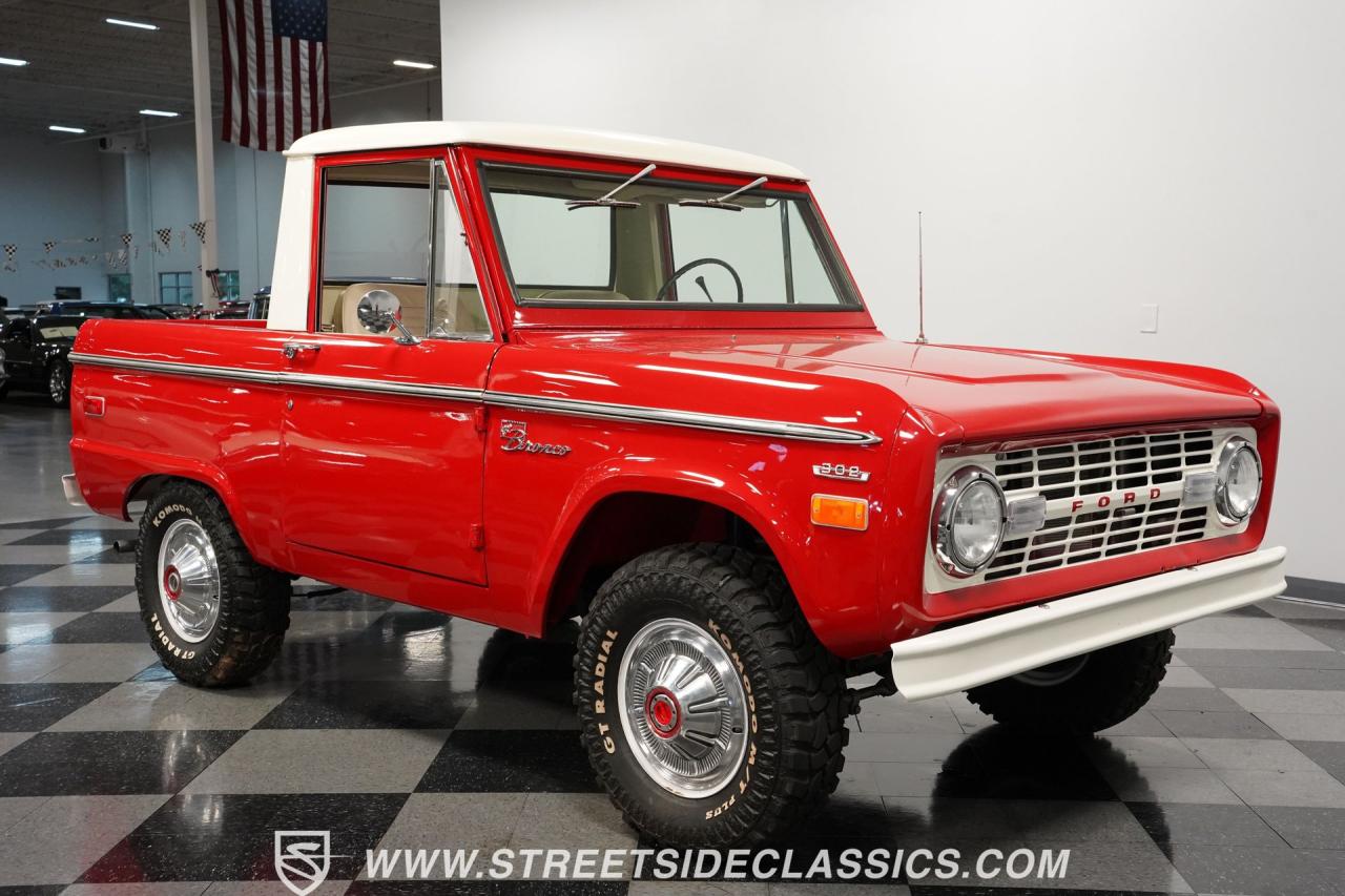 1975 Ford Bronco Half-Cab 4x4