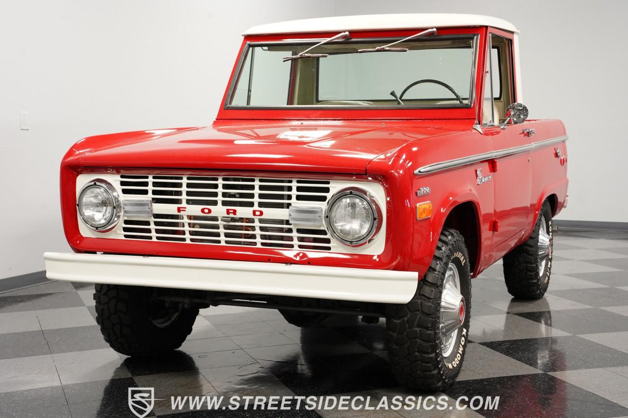 1975 Ford Bronco Half-Cab 4x4