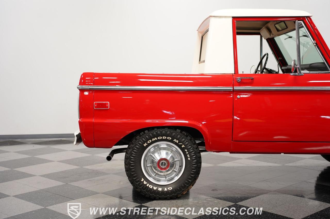 1975 Ford Bronco Half-Cab 4x4