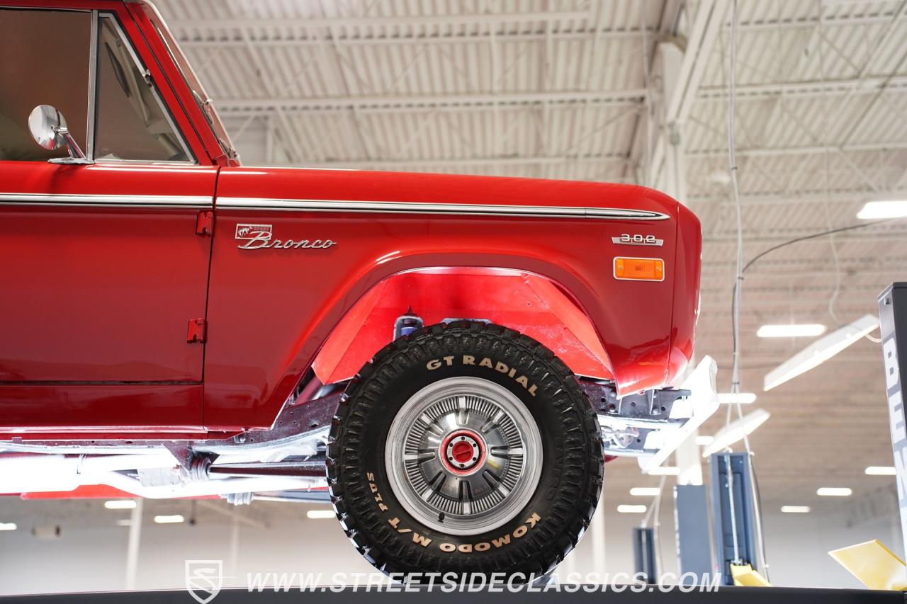 1975 Ford Bronco Half-Cab 4x4