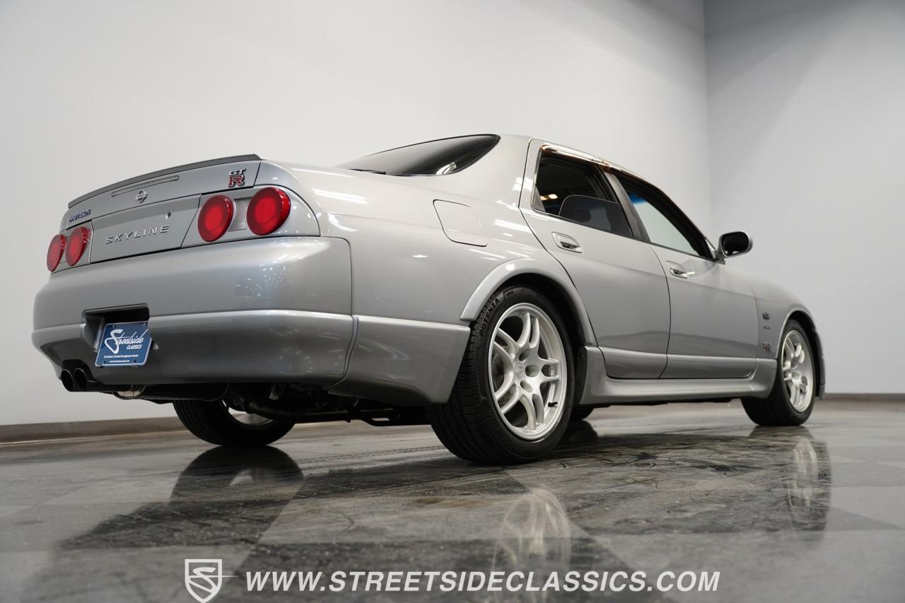 1998 Nissan Skyline GT-R Autech Version 40th Anniversary