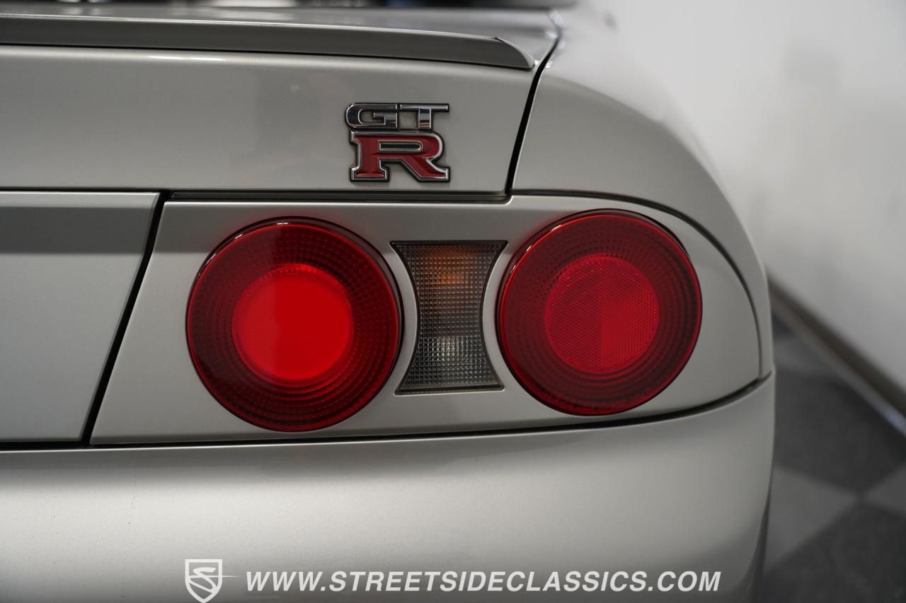 1998 Nissan Skyline GT-R Autech Version 40th Anniversary