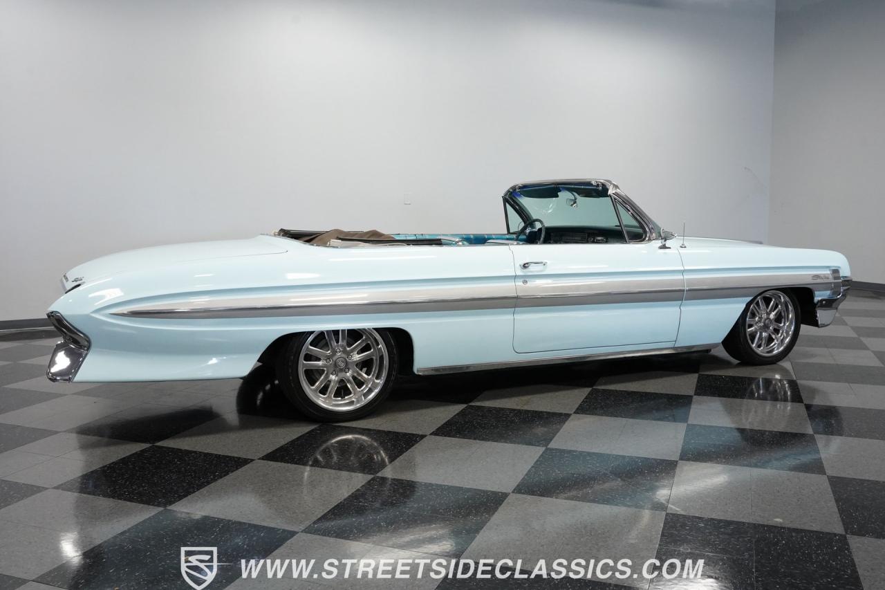 1961 Oldsmobile Starfire Convertible