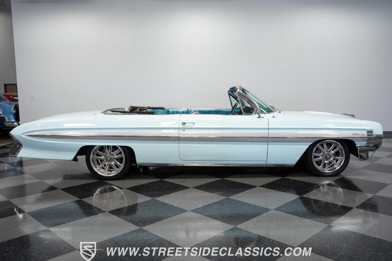 1961 Oldsmobile Starfire Convertible