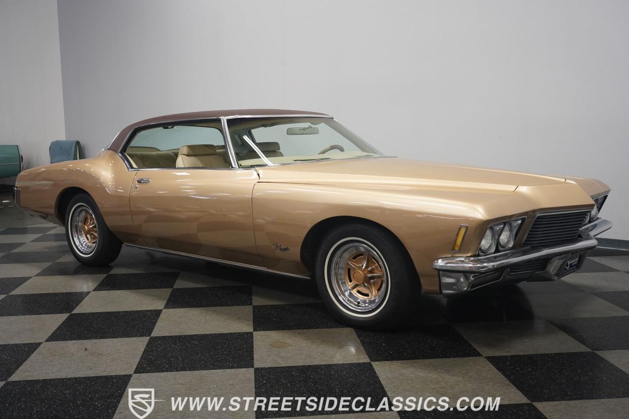 1971 Buick Riviera Boat Tail