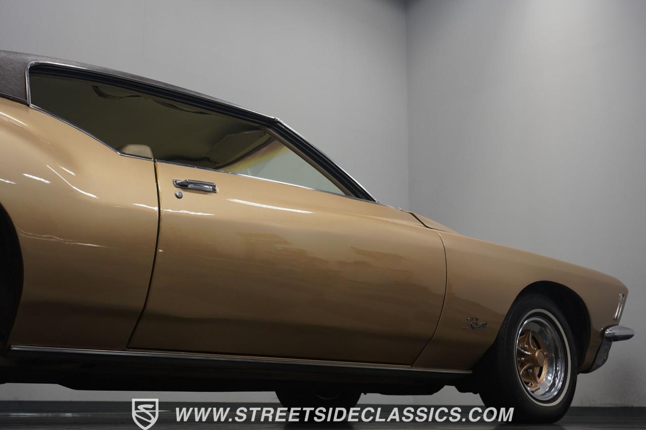 1971 Buick Riviera Boat Tail