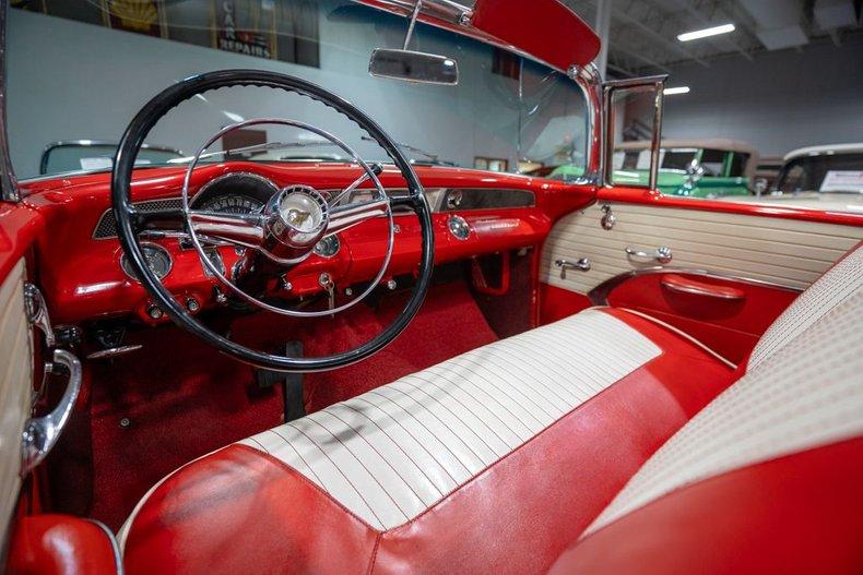 1955 Pontiac Star Chief Convertible