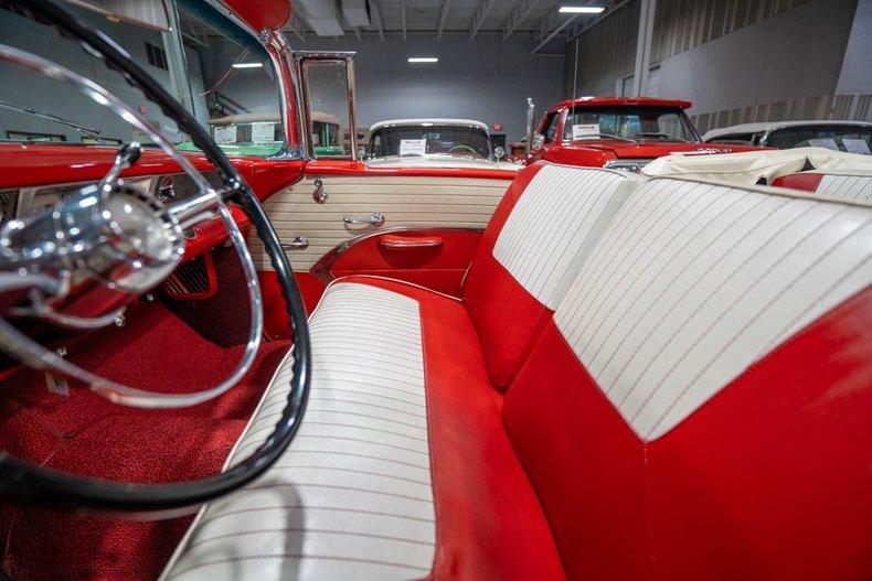 1955 Pontiac Star Chief Convertible