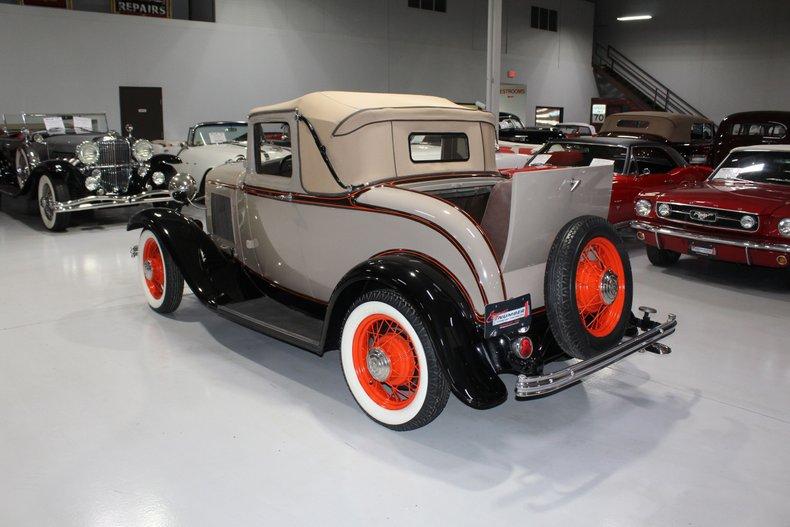 1932 Ford Model 18 Sports Coupe