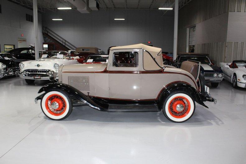 1932 Ford Model 18 Sports Coupe