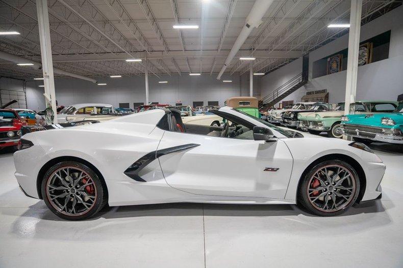 2023 Chevrolet Corvette Stingray Convertible 3LT Z51 70th Anniversary Special Edition