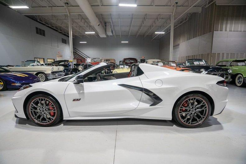 2023 Chevrolet Corvette Stingray Convertible 3LT Z51 70th Anniversary Special Edition