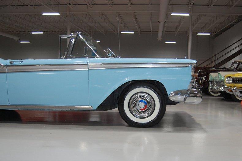 1959 Ford Fairlane 500 Galaxie Skyliner