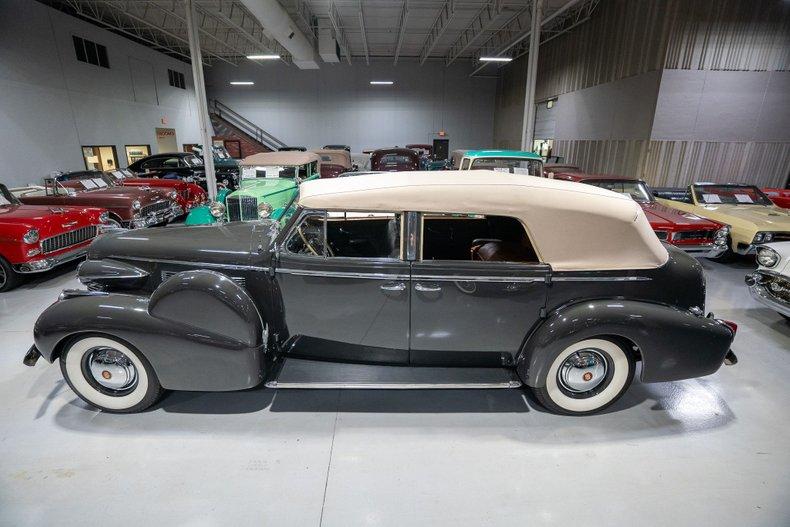 1940 Cadillac Series 75 Convertible Sedan