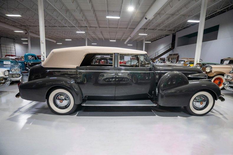 1940 Cadillac Series 75 Convertible Sedan