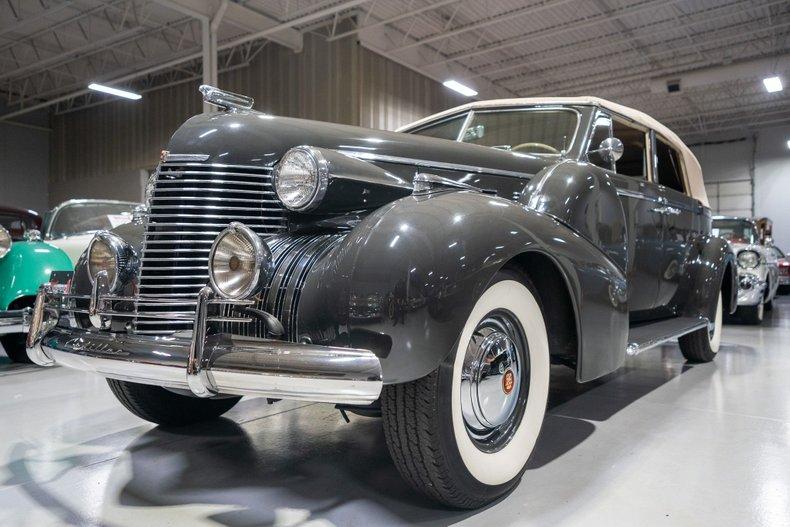 1940 Cadillac Series 75 Convertible Sedan