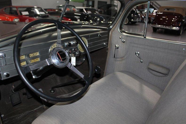 1936 Cadillac Series 85 V-12 Fleetwood Touring Sedan