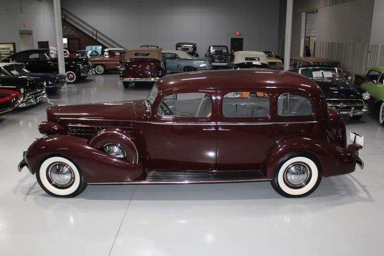 1936 Cadillac Series 85 V-12 Fleetwood Touring Sedan