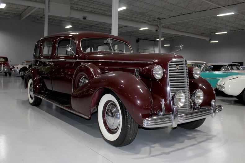 1936 Cadillac Series 85 V-12 Fleetwood Touring Sedan