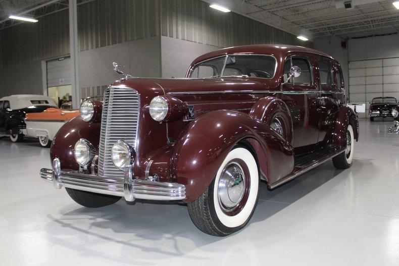 1936 Cadillac Series 85 V-12 Fleetwood Touring Sedan