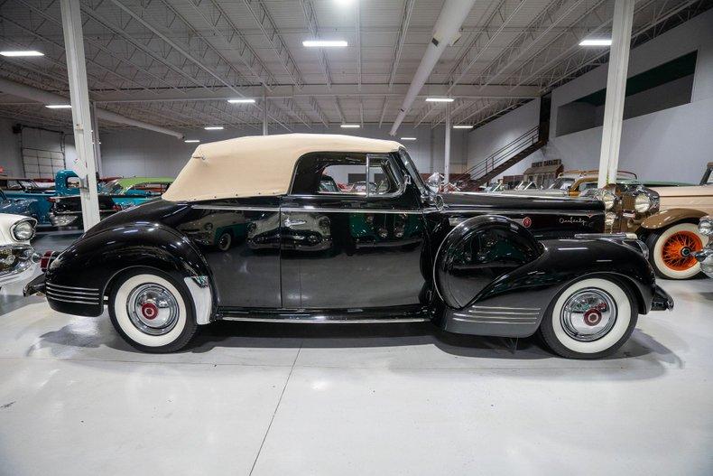 1942 Packard Eight Series 2021 Convertible Coupe