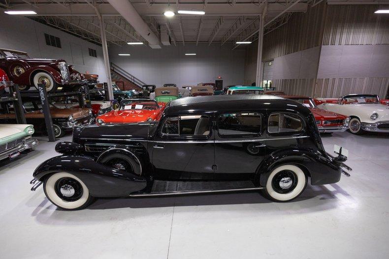 1934 Cadillac Model 370-D Fleetwood V-12 7-Passenger Sedan