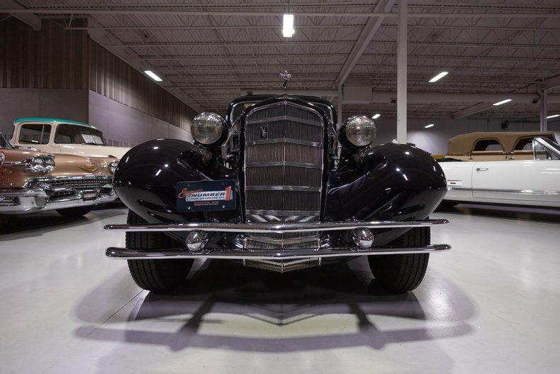 1934 Cadillac Model 370-D Fleetwood V-12 7-Passenger Sedan