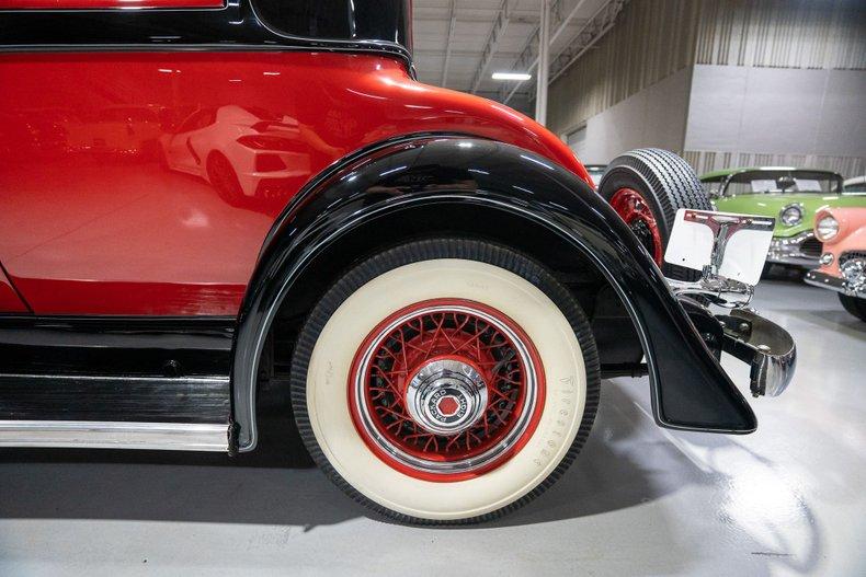 1933 Packard Eight 5-Passenger Coupe