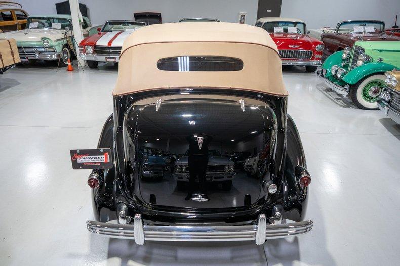 1936 Cadillac Series 85 V-12 Fleetwood Convertible Sedan